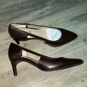 Life Stride Pointed Kitten Heel Pumps in Dark Brown